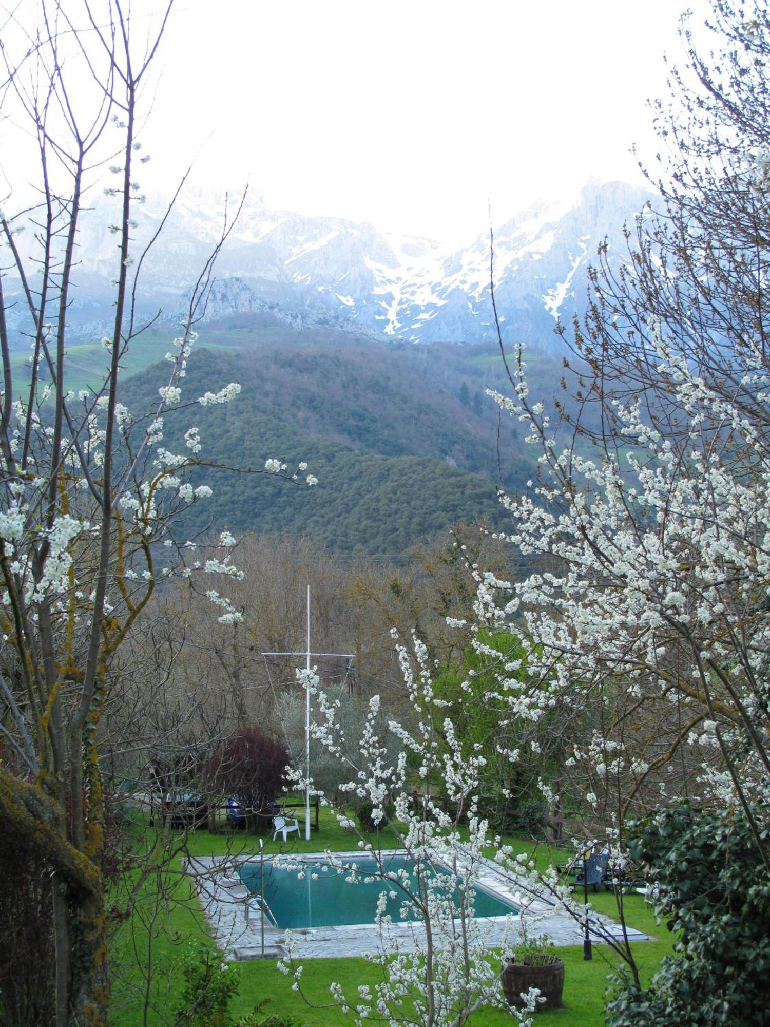 Albergue Turistico Valdebaro Camaleño Exteriör bild
