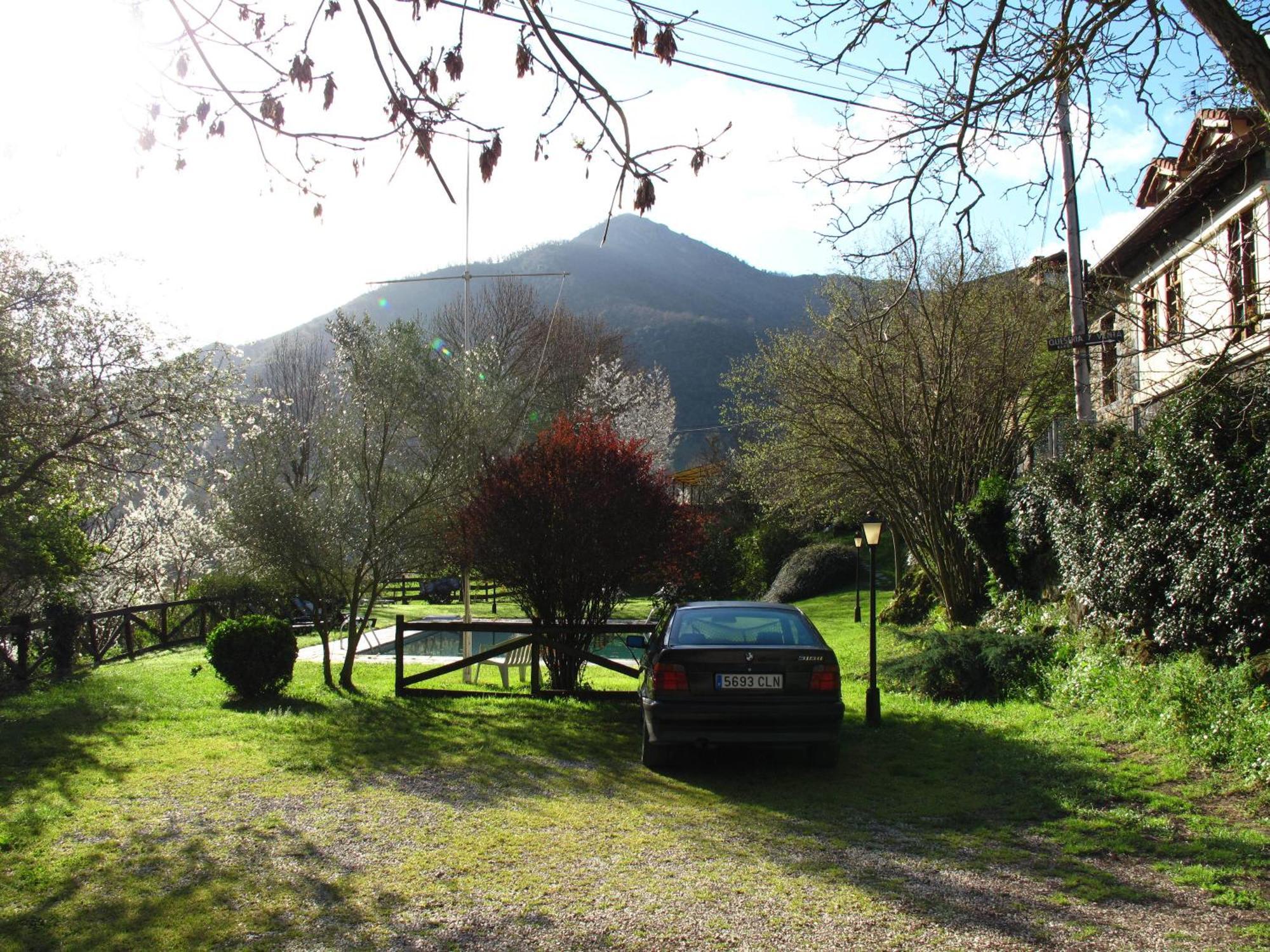 Albergue Turistico Valdebaro Camaleño Exteriör bild