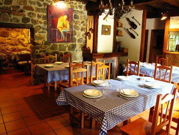 Albergue Turistico Valdebaro Camaleño Exteriör bild